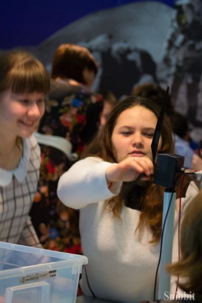 Фото к Эксперименты с альтернативными источниками энергии и радуга своими руками: в ИЦАЭ Владимира прошёл День российской науки