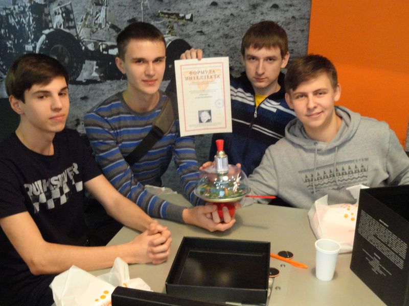 Фото к Победителями чемпионата «Формула интеллекта» снова стали школьники из Челябинской области