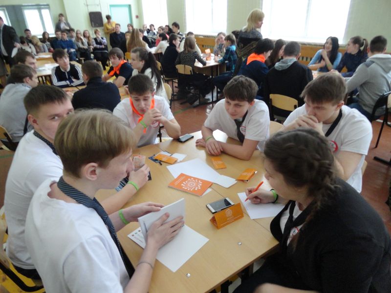 Фото к Статус главных интеллектуалов области среди профессиональных образовательных организаций подтвердили строители, химики и педагоги