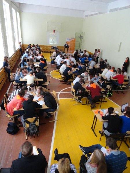 Фото к Статус главных интеллектуалов области среди профессиональных образовательных организаций подтвердили строители, химики и педагоги