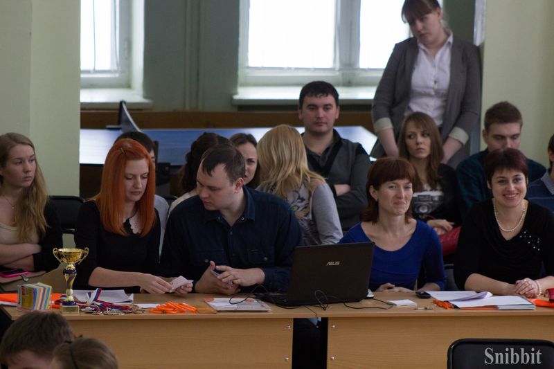 Фото к Статус главных интеллектуалов области среди профессиональных образовательных организаций подтвердили строители, химики и педагоги