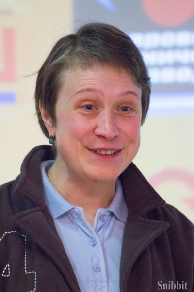 Фото к Миф об ананасе, инопланетные вирусы и тайны подземных океанов: более ста человек во Владимире зарядились «Энергией науки»