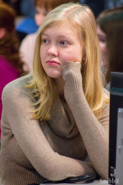 Фото к Миф об ананасе, инопланетные вирусы и тайны подземных океанов: более ста человек во Владимире зарядились «Энергией науки»