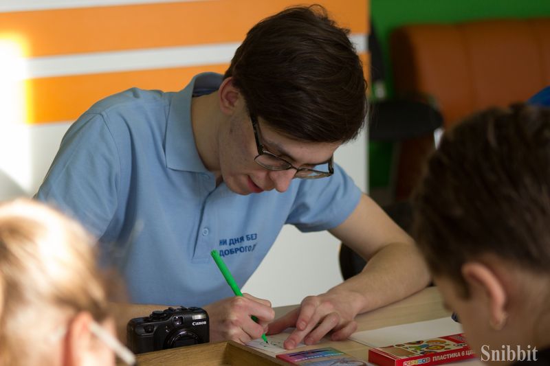 Фото к Мультфильмы своими руками: дети учат детей