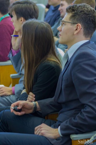 Фото к Более 1300 учеников школы № 22 г. Коврова присоединились к Неделе высоких технологий вместе с ИЦАЭ Владимира и КМЗ