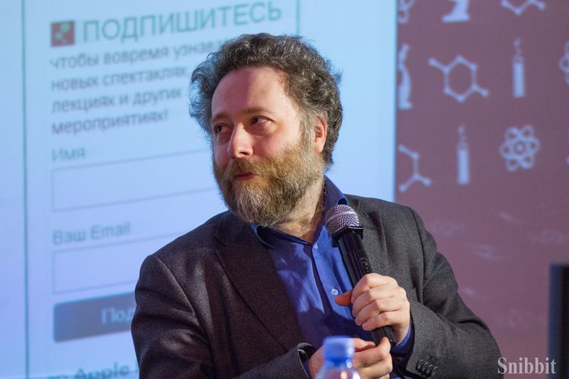 Фото к Информация как объект производства и потребления: в ИЦАЭ Владимира прошла лекция научного редактора «Полит. ру» Бориса Долгина