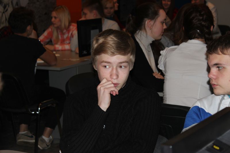 Фото к «Литературный бум» в ИЦАЭ: для участников проекта «Тетрадка дружбы» прошел интеллектуальный турнир