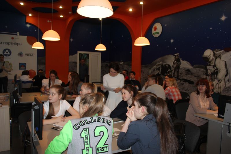 Фото к «Литературный бум» в ИЦАЭ: для участников проекта «Тетрадка дружбы» прошел интеллектуальный турнир