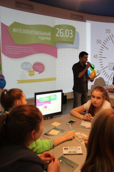 Фото к «Литературный бум» в ИЦАЭ: для участников проекта «Тетрадка дружбы» прошел интеллектуальный турнир