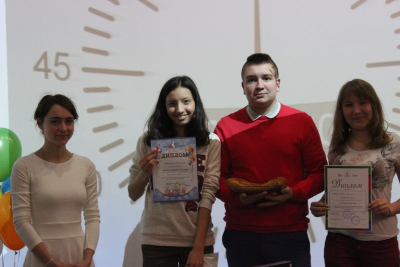 Фото к «Литературный бум» в ИЦАЭ: для участников проекта «Тетрадка дружбы» прошел интеллектуальный турнир