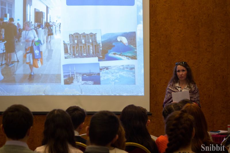 Фото к ИЦАЭ Владимира принял участие в научно-практическом форуме «Молодежь и туризм»