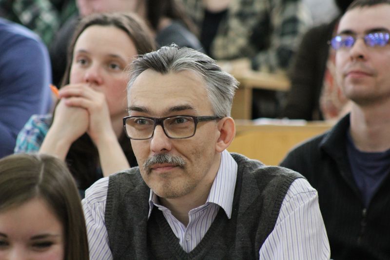 Фото к Тотальный диктант во Владимире: более 180 владимирцев решили проверить свою грамотность