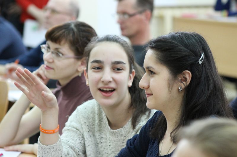 Фото к Тотальный диктант во Владимире: более 180 владимирцев решили проверить свою грамотность