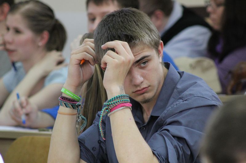 Фото к Тотальный диктант во Владимире: более 180 владимирцев решили проверить свою грамотность