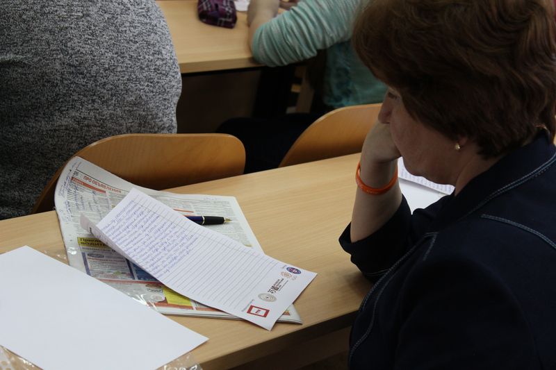 Фото к Тотальный диктант во Владимире: более 180 владимирцев решили проверить свою грамотность