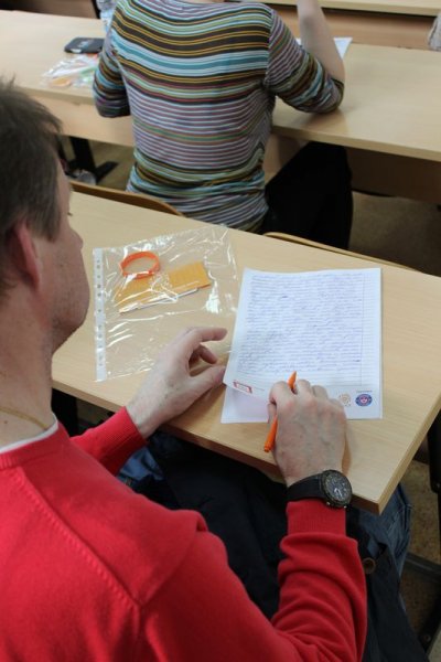 Фото к Тотальный диктант во Владимире: более 180 владимирцев решили проверить свою грамотность