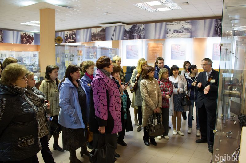 Фото к Владимирские педагоги исследовали «супермаркет» и познакомились с «принципом „Макдональдса“» на Ковровском механическом заводе