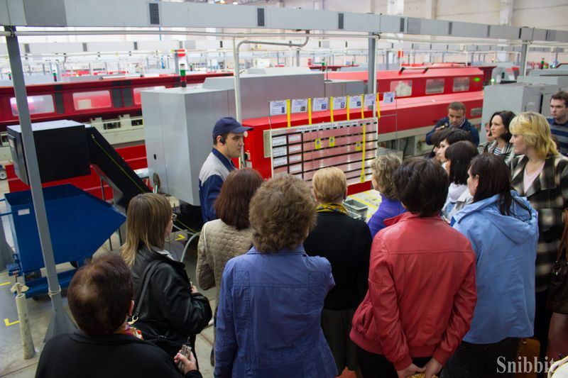 Фото к Владимирские педагоги исследовали «супермаркет» и познакомились с «принципом „Макдональдса“» на Ковровском механическом заводе