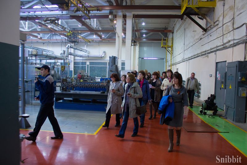 Фото к Владимирские педагоги исследовали «супермаркет» и познакомились с «принципом „Макдональдса“» на Ковровском механическом заводе