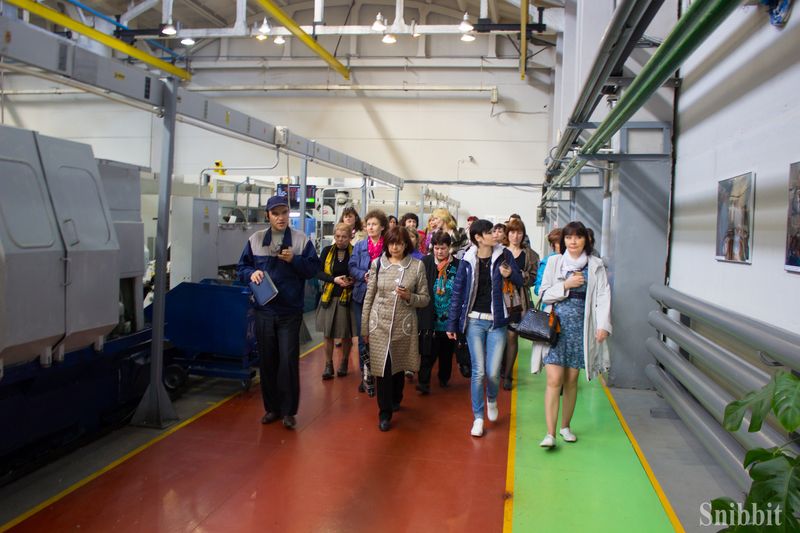 Фото к Владимирские педагоги исследовали «супермаркет» и познакомились с «принципом „Макдональдса“» на Ковровском механическом заводе