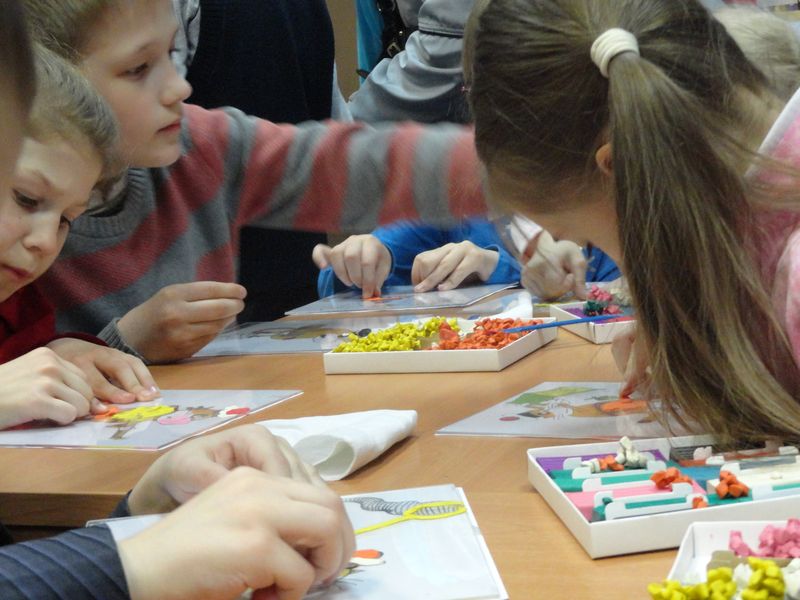 Фото к Сотрудники ИЦАЭ Владимира подарили участникам «Библионочи» оранжевое настроение