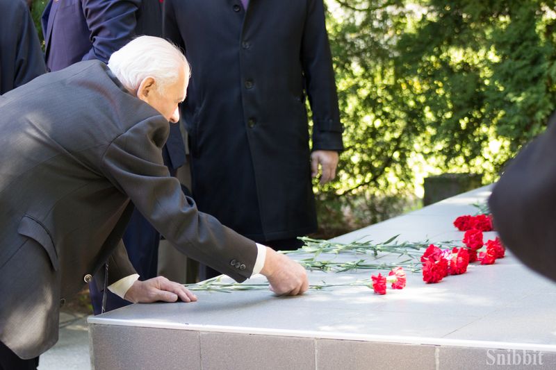 Фото к «Пока память жива»: на «Точмаше» прошел митинг, приуроченный к Дню Победы