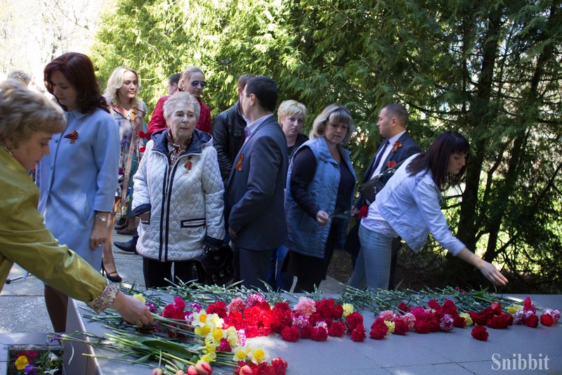 Фото к «Пока память жива»: на «Точмаше» прошел митинг, приуроченный к Дню Победы