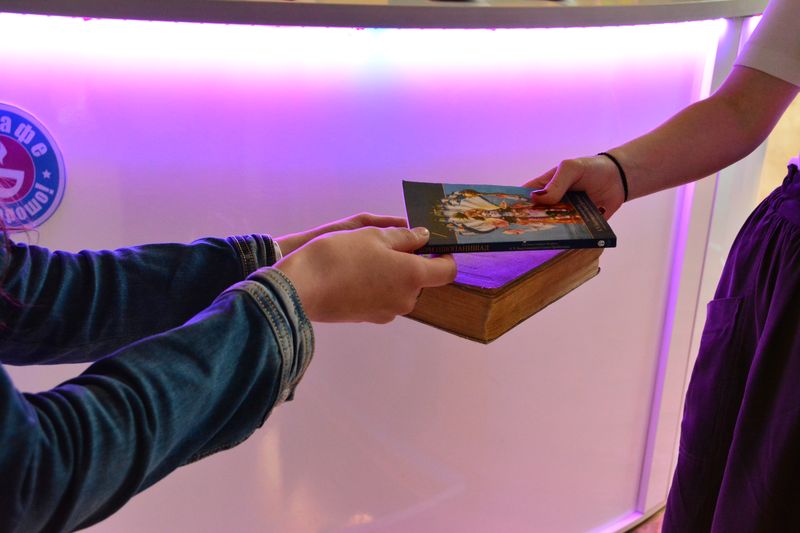 Фото к Тетрадку и ручку на ключи от «опеля»: во Владимире прошла игра «Давай меняться»