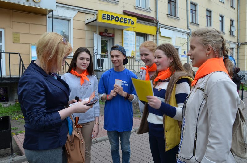 Фото к Тетрадку и ручку на ключи от «опеля»: во Владимире прошла игра «Давай меняться»