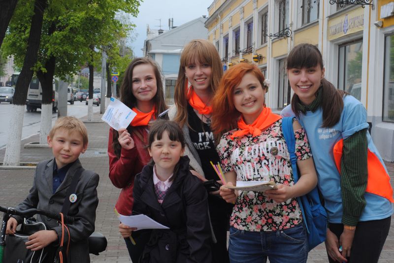 Фото к Тетрадку и ручку на ключи от «опеля»: во Владимире прошла игра «Давай меняться»