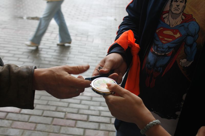 Фото к Тетрадку и ручку на ключи от «опеля»: во Владимире прошла игра «Давай меняться»