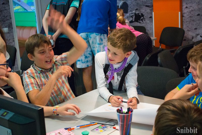 Фото к Юные исследователи из Владимира уверены: будущее — за роботами и атомными технологиями