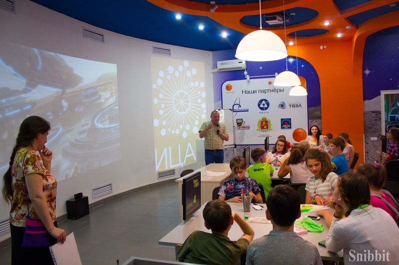 Фото к Юные исследователи из Владимира уверены: будущее — за роботами и атомными технологиями