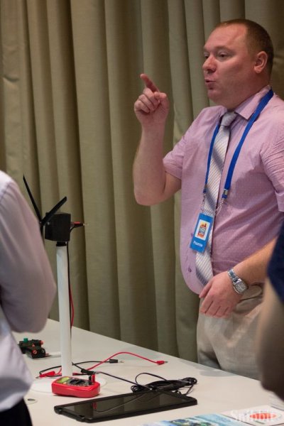 Фото к От предвоенной обстановки — к мирному существованию: «Цепная реакция успеха» в Манеже