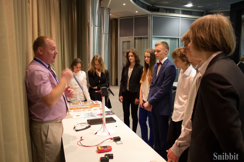 Фото к От предвоенной обстановки — к мирному существованию: «Цепная реакция успеха» в Манеже