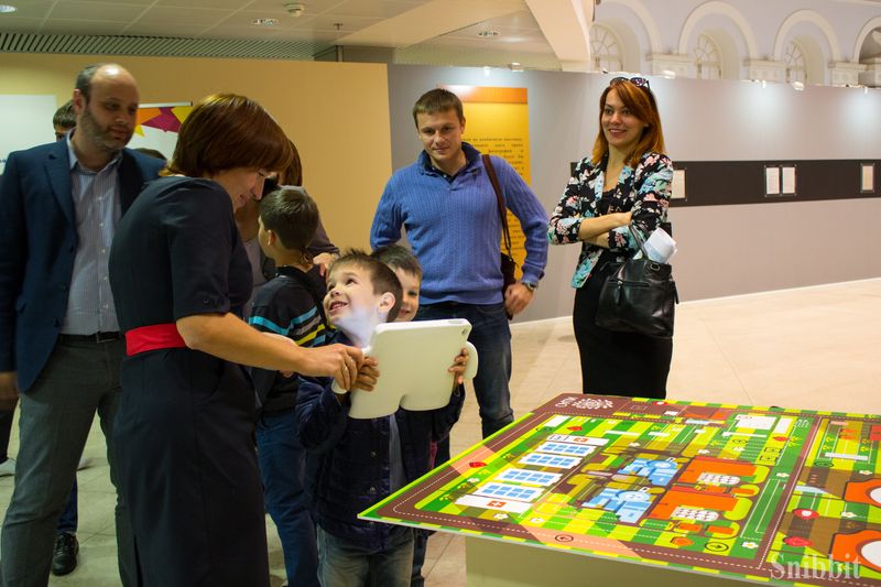 Фото к От предвоенной обстановки — к мирному существованию: «Цепная реакция успеха» в Манеже