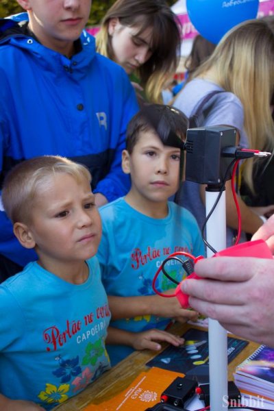 Фото к «ДоброСаммит» с ИЦАЭ: дополненная реальность и альтернативная энергетика
