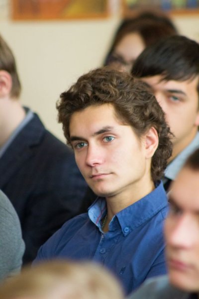 Фото к «Человек — это главная ценность»: во Владимире прошли встречи с футурологом Данилой Медведевым