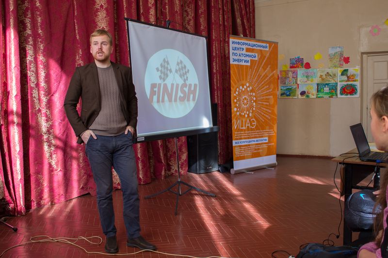 Фото к «Человек — это главная ценность»: во Владимире прошли встречи с футурологом Данилой Медведевым