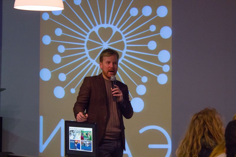 Фото к «Человек — это главная ценность»: во Владимире прошли встречи с футурологом Данилой Медведевым