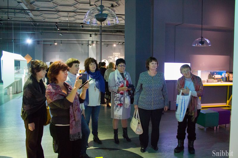 Фото к Сверхпроводники для проекта ИТЭР и линзы для фокусировки рентгеновских лучей: учителя из Владимирской области посетили АО «ВНИИНМ имени А. А. Бочвара»