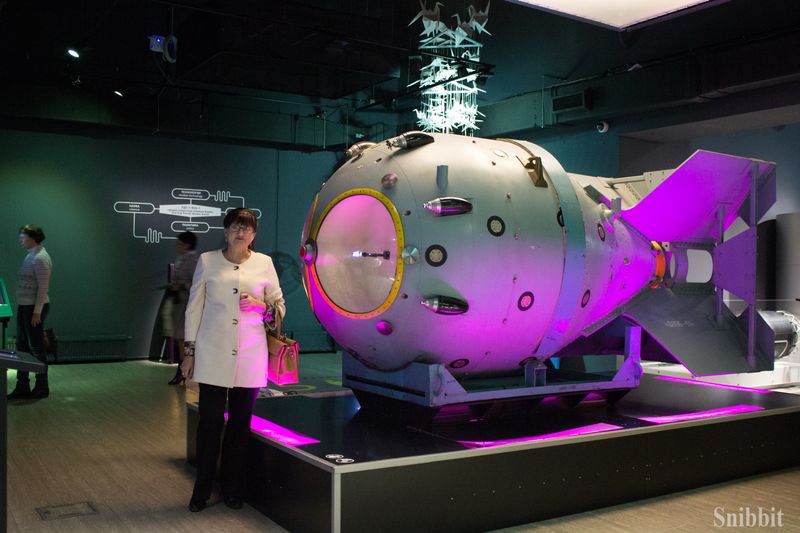 Фото к Сверхпроводники для проекта ИТЭР и линзы для фокусировки рентгеновских лучей: учителя из Владимирской области посетили АО «ВНИИНМ имени А. А. Бочвара»