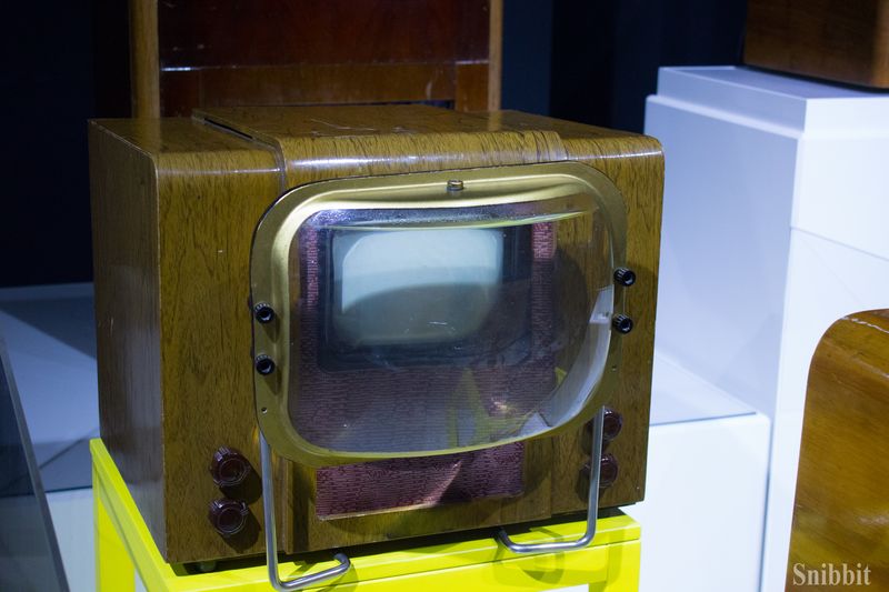 Фото к Сверхпроводники для проекта ИТЭР и линзы для фокусировки рентгеновских лучей: учителя из Владимирской области посетили АО «ВНИИНМ имени А. А. Бочвара»