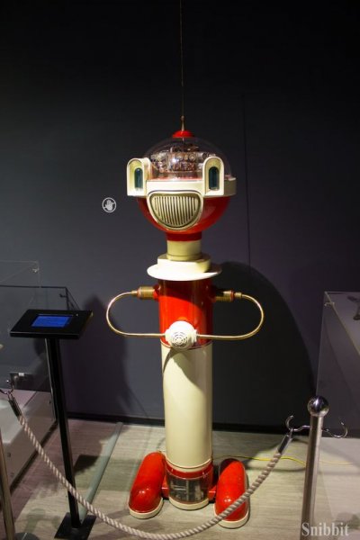 Фото к Сверхпроводники для проекта ИТЭР и линзы для фокусировки рентгеновских лучей: учителя из Владимирской области посетили АО «ВНИИНМ имени А. А. Бочвара»