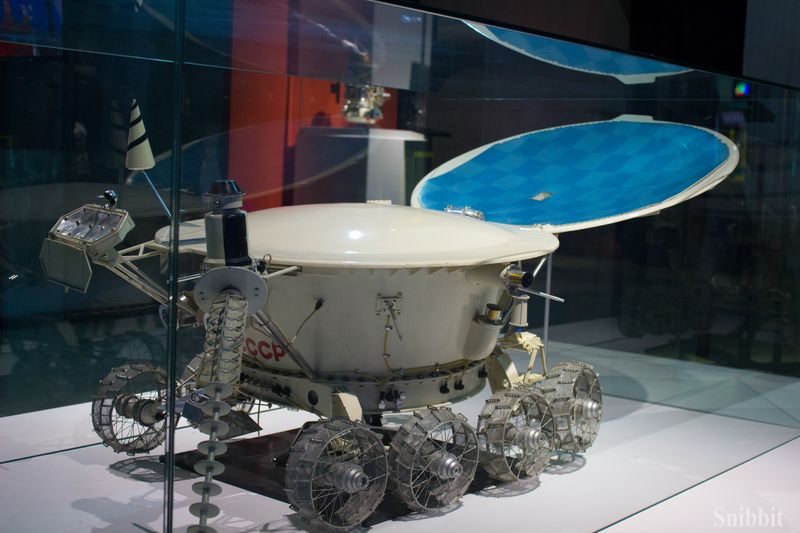 Фото к Сверхпроводники для проекта ИТЭР и линзы для фокусировки рентгеновских лучей: учителя из Владимирской области посетили АО «ВНИИНМ имени А. А. Бочвара»