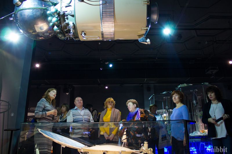 Фото к Сверхпроводники для проекта ИТЭР и линзы для фокусировки рентгеновских лучей: учителя из Владимирской области посетили АО «ВНИИНМ имени А. А. Бочвара»