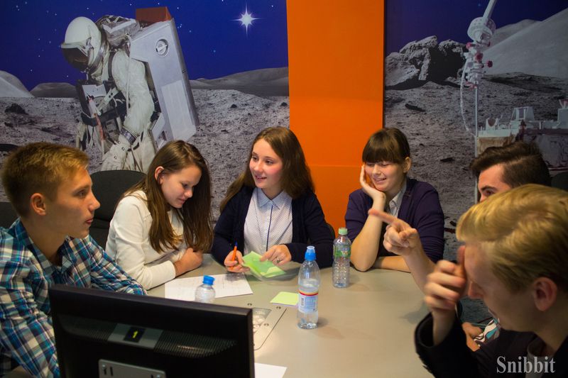 Фото к Во Владимире стартовали международные интеллектуальные турниры для школьников