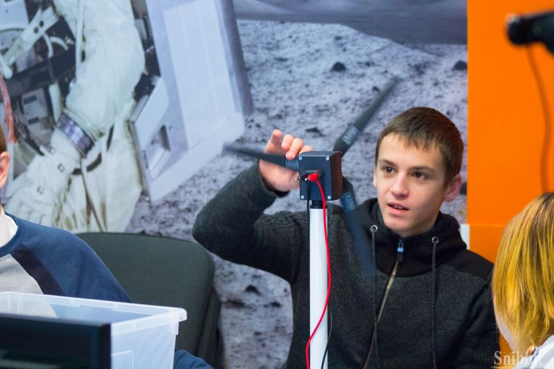 Фото к «Укротить силу ветра»: в ИЦАЭ Владимира продолжаются занятия по курсу «Источники энергии»