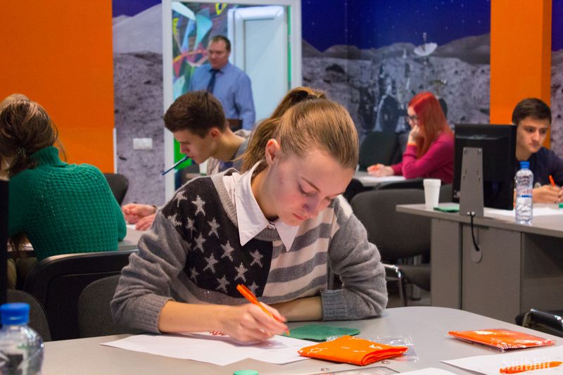 Фото к Илья Бер стал проводником по «Матрице» для школьников из 9 регионов