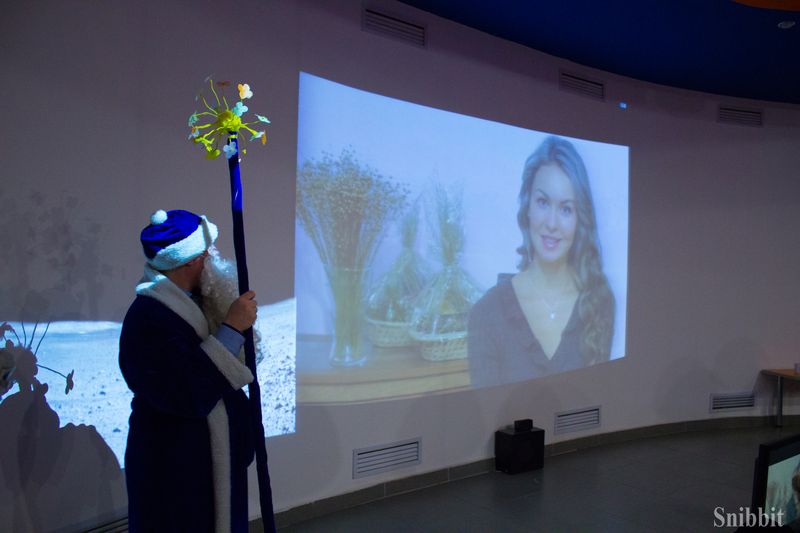 Фото к Наука, путешествия и волшебство: в ИЦАЭ Владимира прошла рождественская ёлка